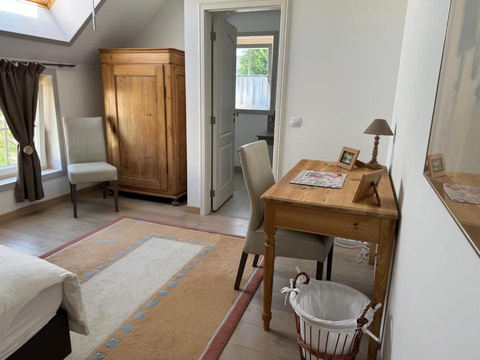 Bed and Breakfast Qui Dort D'Isnes Zewnętrze zdjęcie
